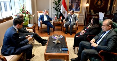 وزير الصناعة: المملكة المتحدة أكبر مستثمر أجنبى فى مصر بإجمالى 21.5 مليار دولار